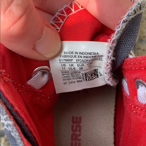 Converse sneakers - Picture 3 of 3